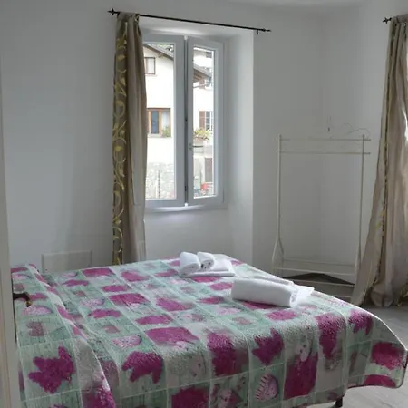 Apartman Lescen White - View Lezzeno