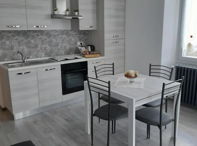 Lescen White - View דירה